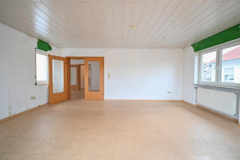 Schaafheim DIETZ: Gepflegte 4 Zi-Wohnung im ersten OG - 2 Balkon - Garage Wohnung mieten