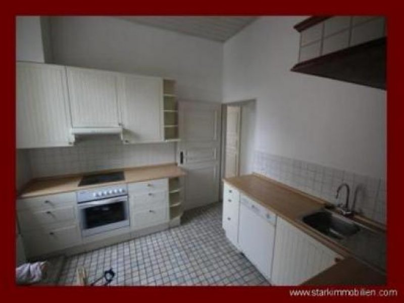 S.T.A.R.K. Immobilien - Individuelle und helle Wohnung mit EBK nähe Kurpark. Wohnung mieten