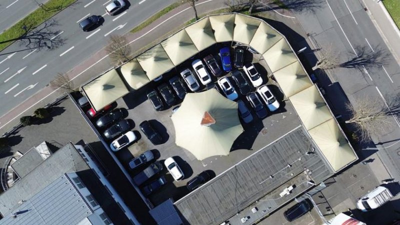 Rüsselsheim Top-Autoplatz in Rüsselsheim zu vermieten – ca. 58 Stellplätze & Büro Grundstück mieten