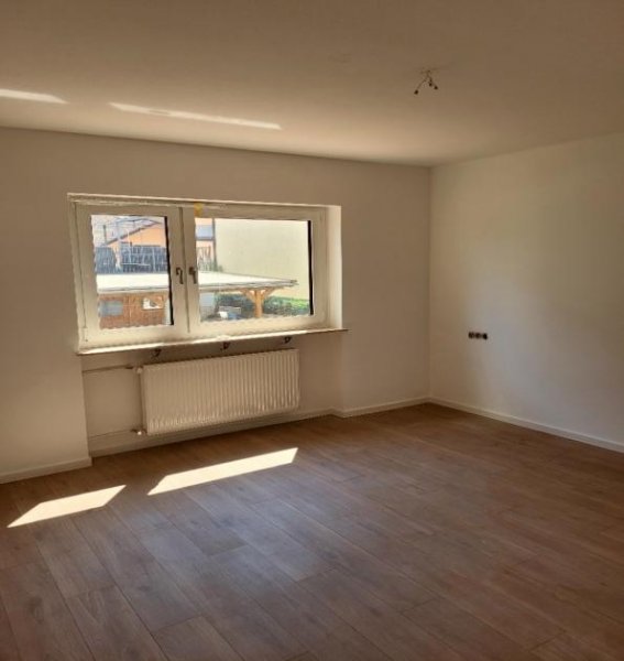 Trebur Neu sanierte schicke 3-Zimmer-Wohnung mit Balkon und Stellplatz in ruhiger Lage Wohnung mieten