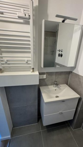 Idstein Erstbezug nach Sanierung in ruhiger Wohnlage Wohnung mieten