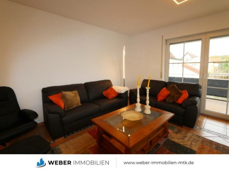 Hattersheim am Main Wunderschöne Wohnung (MÖBLIERT) mit KAMIN, zwei SONNEN-Balkonen, TGL-Bad und schicker EBK Wohnung mieten