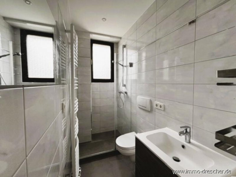 Saarbrücken Traumhafte Wohnung im Gründerzeit Anwesen mit Balkon und Einbauküche, in Saarbrücken am Reppersberg Wohnung mieten