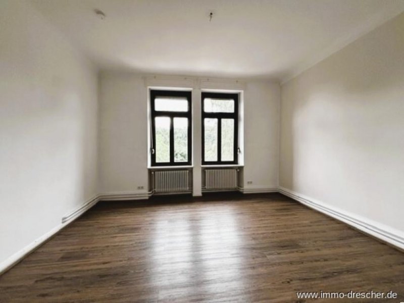 Saarbrücken Traumhafte Wohnung im Gründerzeit Anwesen mit Balkon und Einbauküche, in Saarbrücken am Reppersberg Wohnung mieten