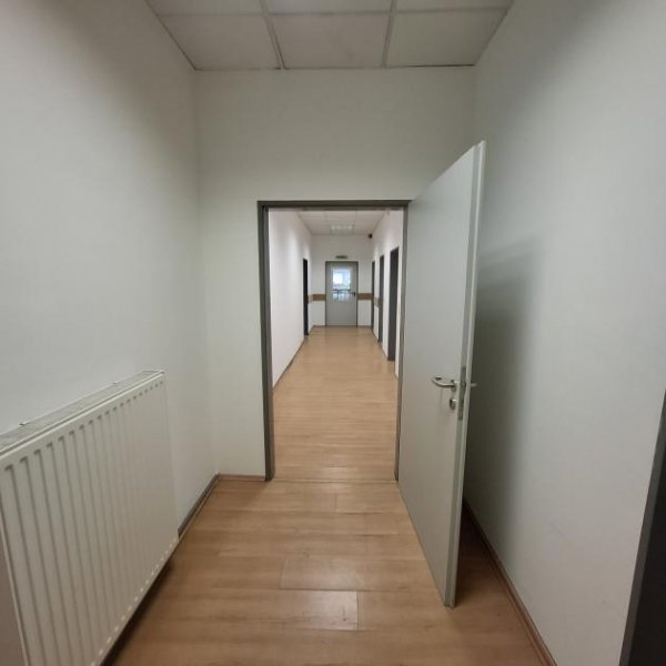 Saarbrücken Ordentliche Rampenhalle im Gewerbegebiet nahe Autobahn A6, auf 4.300 m² erweiterbar Gewerbe mieten