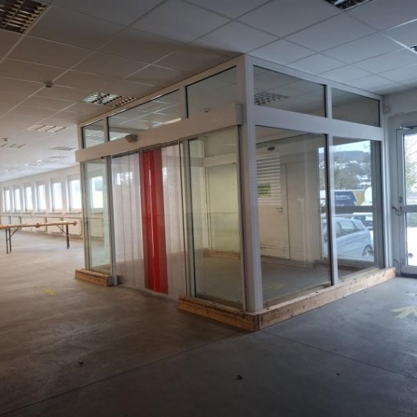 Saarbrücken Ordentliche Rampenhalle mit Möglichkedit für Werkstatt Gewerbe mieten