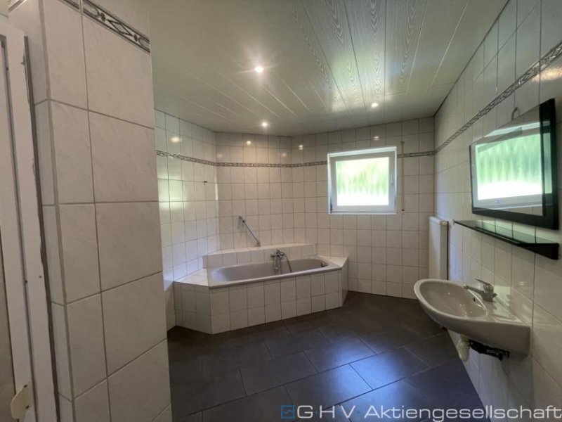 Oberarnbach huge apartment in Oberarnbach 2Br, open living-room, 2 balconies Wohnung mieten