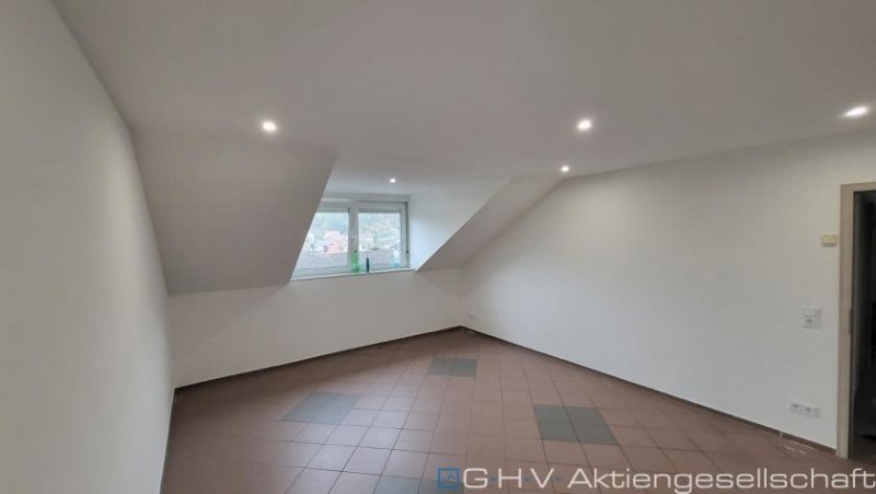 Oberarnbach huge apartment in Oberarnbach 2Br, open living-room, 2 balconies Wohnung mieten