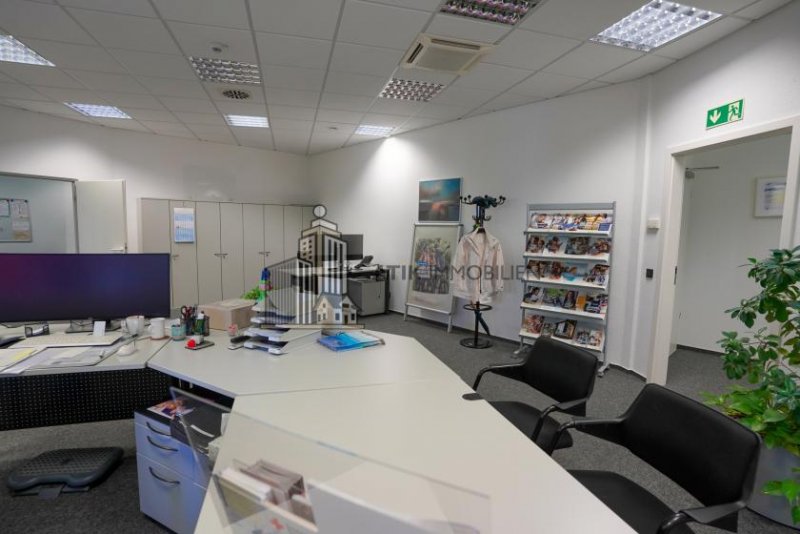 Ludwigshafen am Rhein ATIK: Moderne Büro- und Praxisfläche im Gesundheits- und Ärztezentrum Lusanum - provisionsfrei Gewerbe mieten