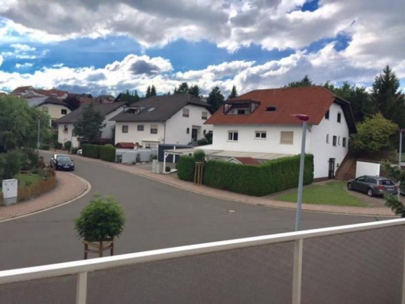 Kirchheimbolanden EUPORA® Immobilien: 2 Zimmer-Wohnung auf dem Kupferberg mit Balkon. Wohnung mieten