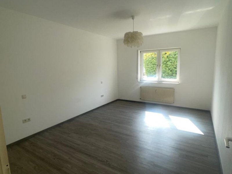 Kirchheimbolanden EUPORA® Immobilien: 2 Zimmer-Wohnung auf dem Kupferberg mit Balkon. Wohnung mieten