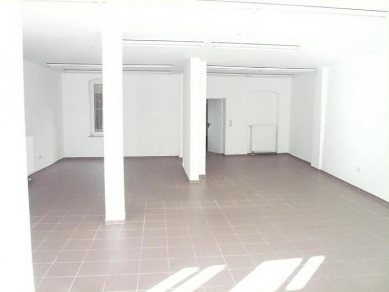 Kirchheimbolanden EUPORA® Immobilien: Ladenlokal in Kirchheimbolanden - Altstadt. Gewerbe mieten