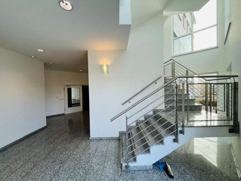 Kirchheimbolanden EUPORA® Immobilien: Moderne Gewerbe-/Bürofläche in Kirchheimbolanden. Gewerbe mieten