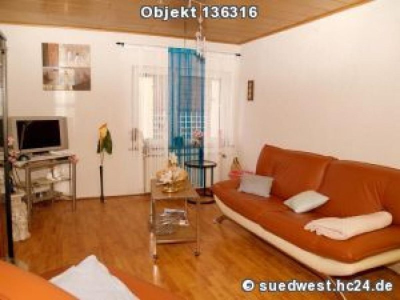 Speyer Speyer: Möblierte zwei-Zimmerwohnung mit Balkon und überdachtem Autoabstellplatz Wohnung mieten