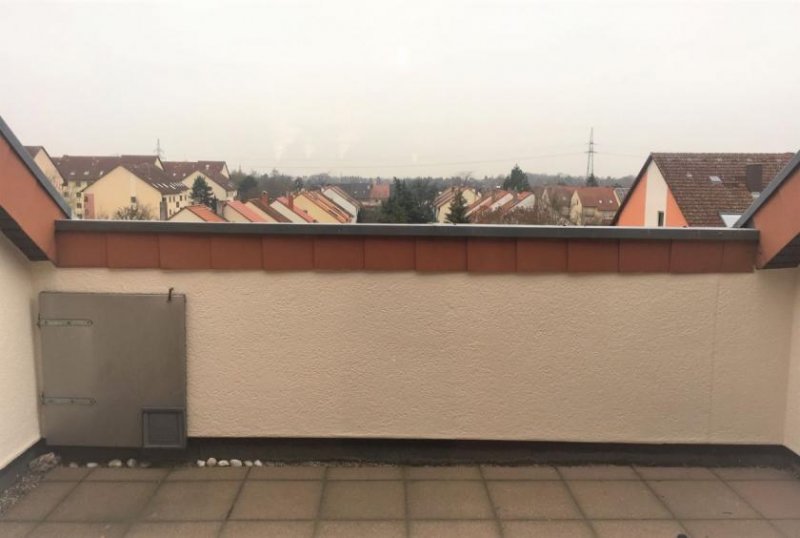 Mannheim 2 - Zimmer - Dachgeschosswohnung mit 72 m² Wohnfläche und Loggia Wohnung mieten