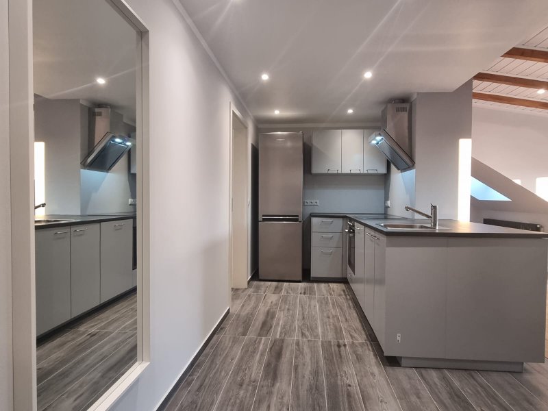 Sandhausen Hochwertige, frisch renoviert, moderne und komplett ausgestattete 3 Zimmerwohnung in bester Lage in Sandhausen Wohnung mieten