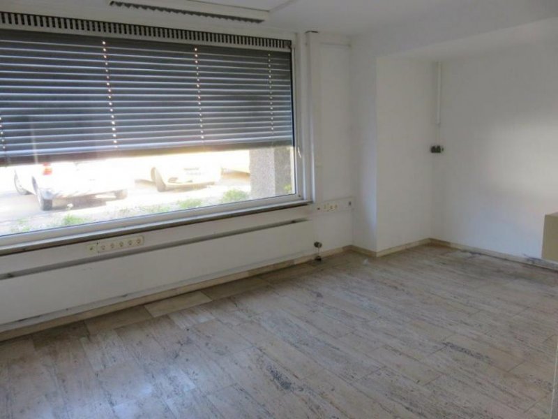 Laudenbach (Rhein-Neckar-Kreis) Büroräume + Lagerhallen + Freiflächen vielseitig nutzbar Gewerbe mieten