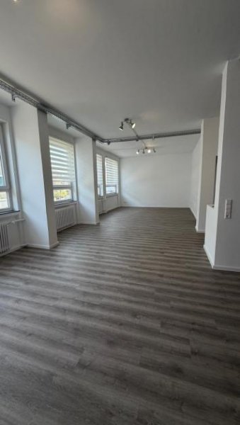 Stuttgart Büroloft - Atelier - Wohnung in cooler Umgebung in der Wunnensteinstr. im Osten Gewerbe mieten