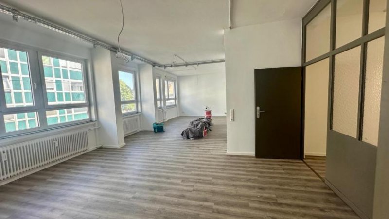 Stuttgart Loft - Atelier - Wohnung in cooler Umgebung in der Wunnensteinstr. im Osten Wohnung mieten