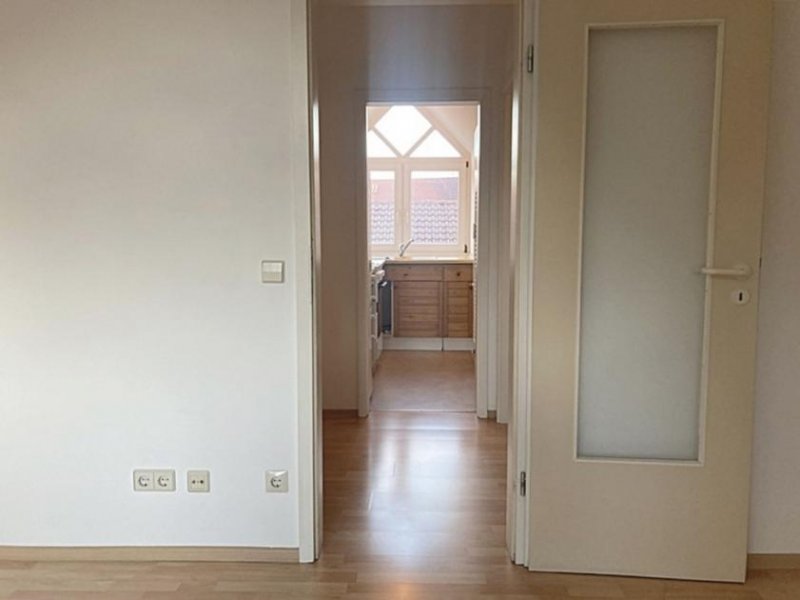Stuttgart Single-DG-Wohnung mitten in Bad Cannstatt Wohnung mieten