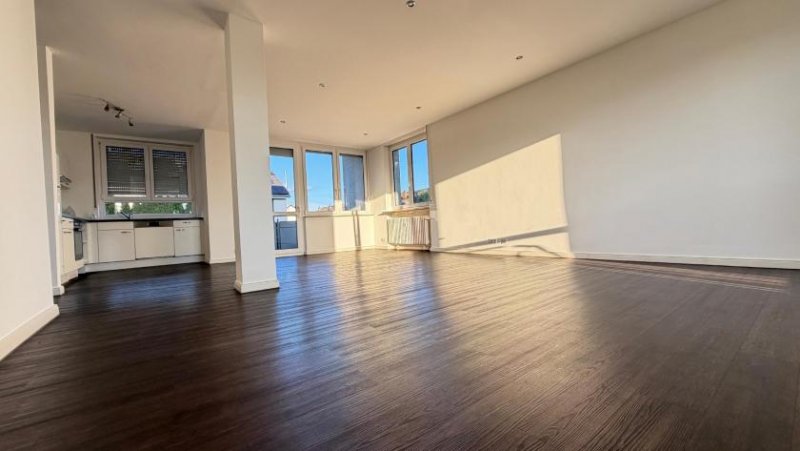 Böblingen Gardenapartment 3 room (2 Br) apartment in Böblingen - available in some days! Wohnung mieten