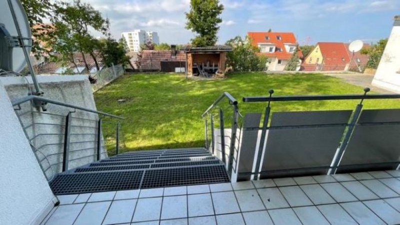 Böblingen Gardenapartment 3 room (2 Br) apartment in Böblingen - available in some days! Wohnung mieten