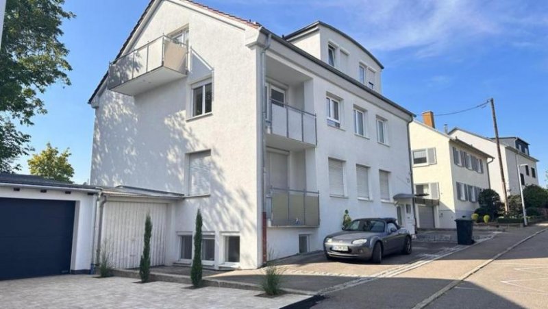 Böblingen Lakeview-Loft! 3 room (2 Br) apartment in Böblingen - available from Mai 29. Wohnung mieten
