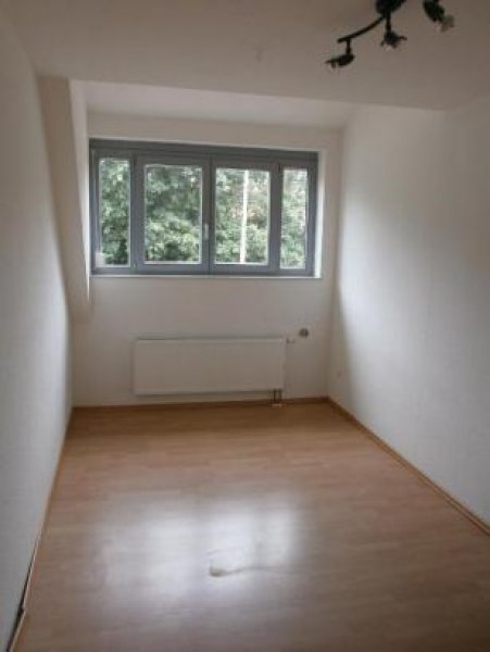 Holzgerlingen 5 Zimmer - Balkon - Terrasse - 2 Bäder - Einbauküche - Garten - Carport!!! Wohnung mieten