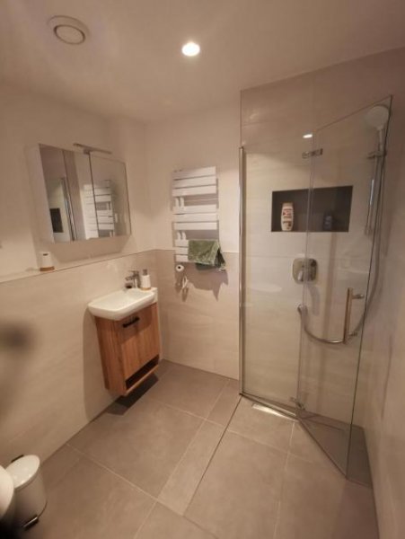 Heimsheim Moderne, vollmöblierte 2-Zimmer Wohnung in Heimsheim, ruhige und dennoch gute Lage an der A8 Wohnung mieten