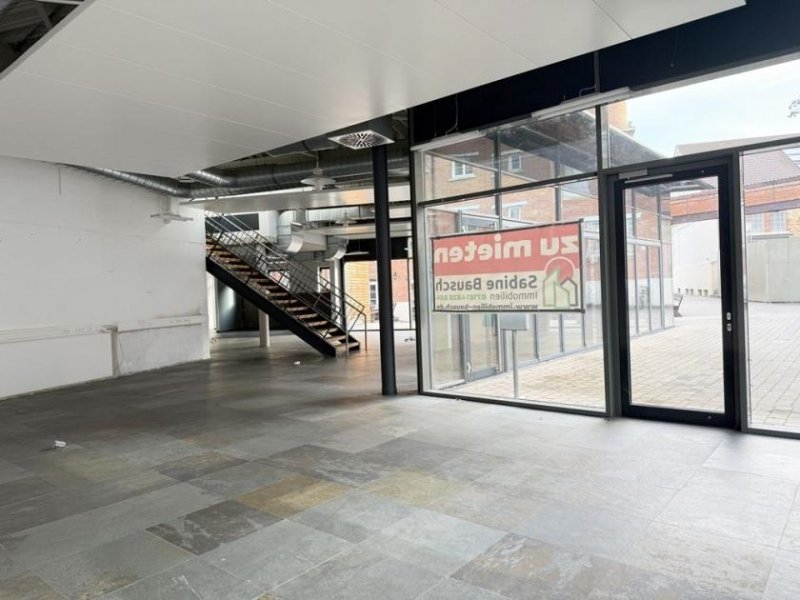 Schorndorf (Rems-Murr-Kreis) Premiumladengeschäft in Toplage von Schorndorf - provisionsrei Gewerbe mieten