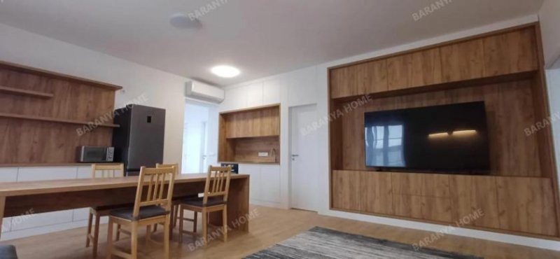 Pécs Hochwertig renovierte Luxuswohnung mit Aufzug im Zentrum von Pécs zu vermieten Wohnung mieten