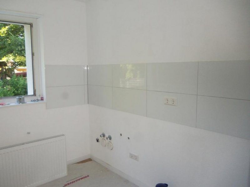 Rastatt Erstbezug! Große 2 Zimmer Whg Balkon auf 61qm und KFZ Stellplatz Wohnung mieten