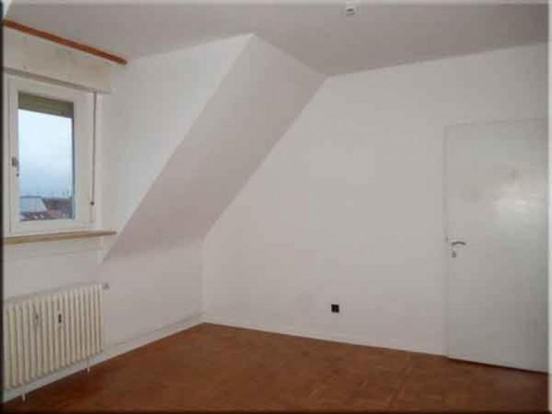 Rastatt Innenstadt Große 4 Zimmer Whg auf 90qm mit Balkon und Aufzug Wohnung mieten