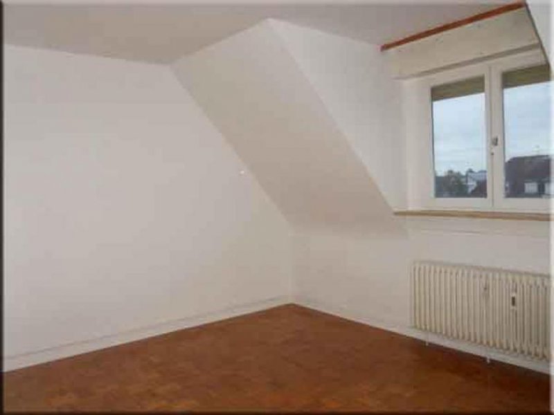 Rastatt Innenstadt Große 4 Zimmer Whg auf 90qm mit Balkon und Aufzug Wohnung mieten