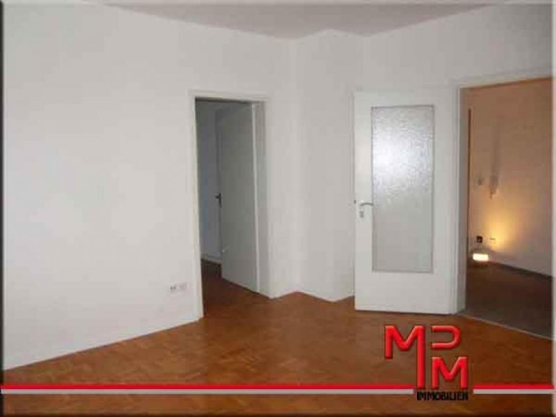 Rastatt Innenstadt Große 4 Zimmer Whg auf 90qm mit Balkon und Aufzug Wohnung mieten