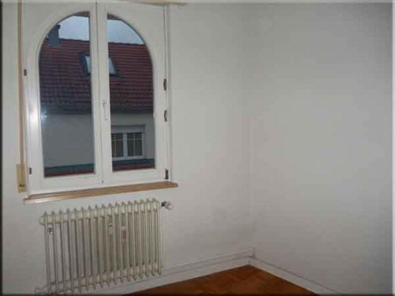 Rastatt Innenstadt Große 4 Zimmer Whg auf 90qm mit Balkon und Aufzug Wohnung mieten