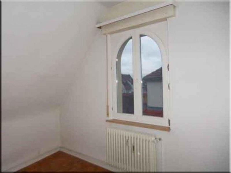 Rastatt Innenstadt Große 4 Zimmer Whg auf 90qm mit Balkon und Aufzug Wohnung mieten