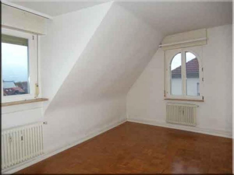 Rastatt Innenstadt Große 4 Zimmer Whg auf 90qm mit Balkon und Aufzug Wohnung mieten