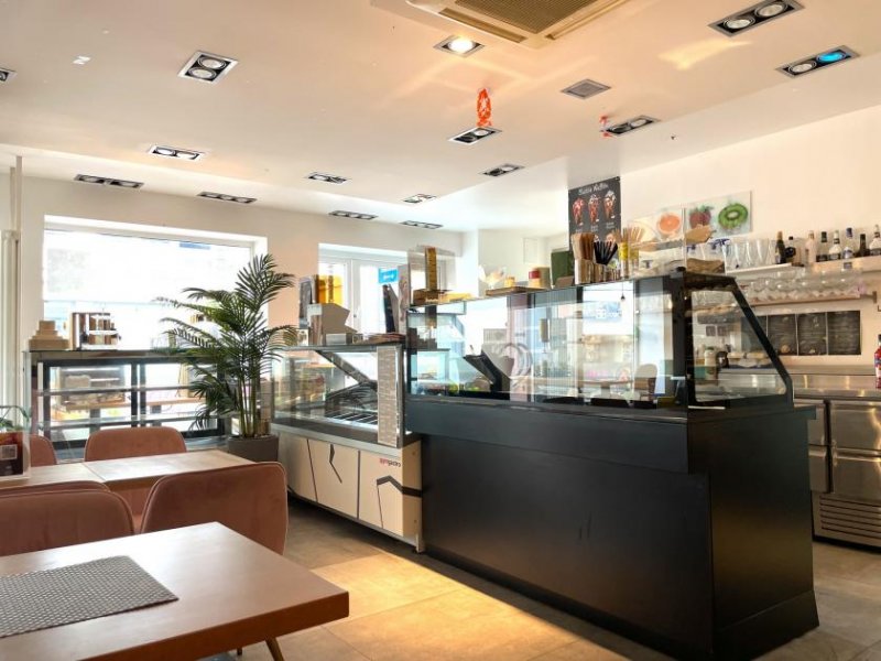 Rastatt Innenstadtlage: Voll ausgestattetes Café in gut frequentierter Lage Gewerbe mieten