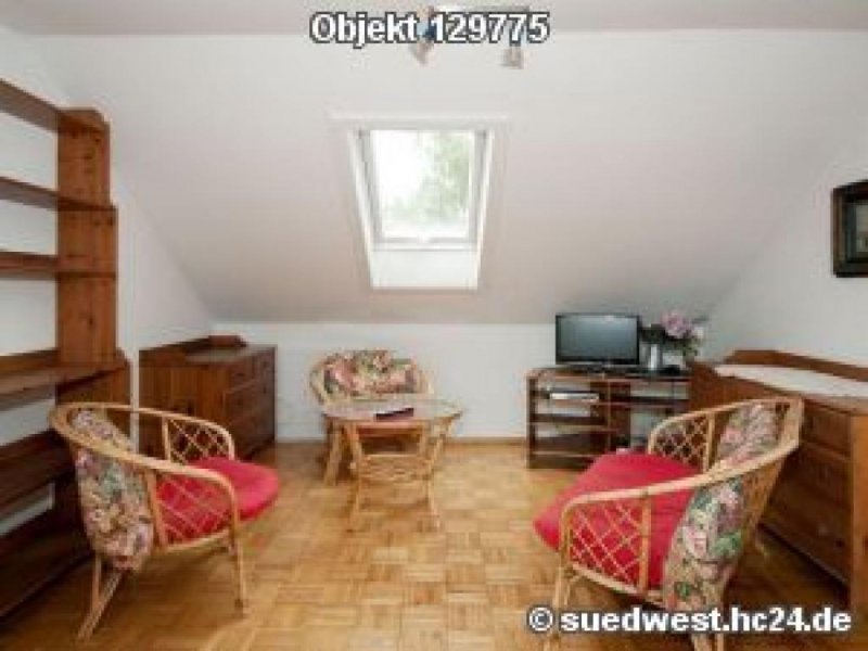 Rastatt Rastatt: Möblierte Zweizimmer-Dachgeschosswohnung Wohnung mieten