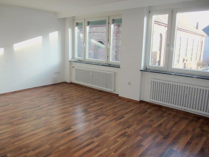 Durmersheim Erstbezug nach Sanierung Riesen 4,5 Zi Whg Balkon 135qm 2 Bäder Wohnung mieten