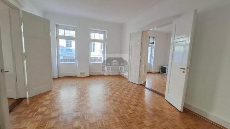 Baden-Baden 3 Zimmer-Büro in der Fußgängerzone Gewerbe mieten
