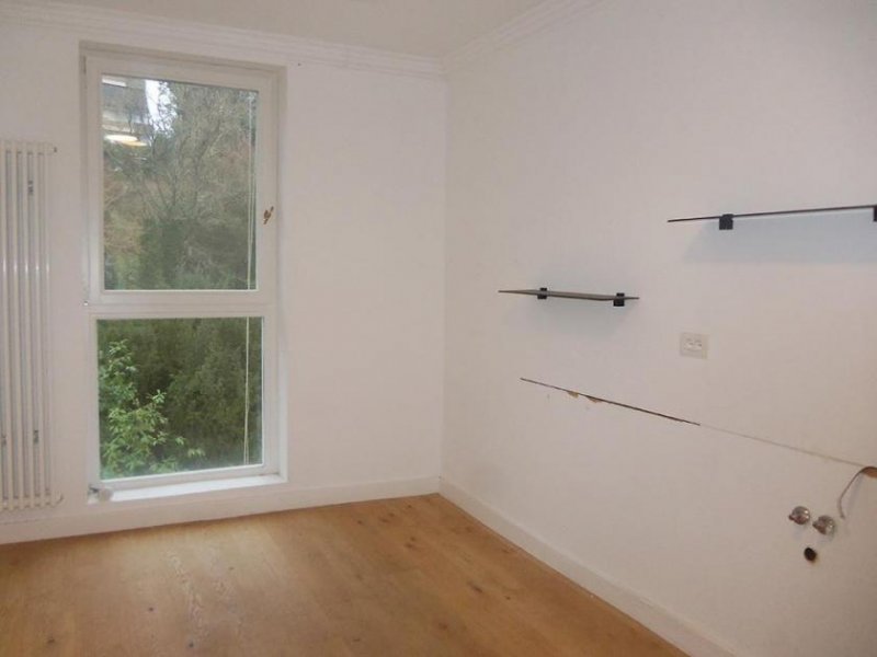 Baden-Baden (6)Große 3,5 Zimmer Luxus Whg 95qm 2 Bäder und Balkon Wohnung mieten