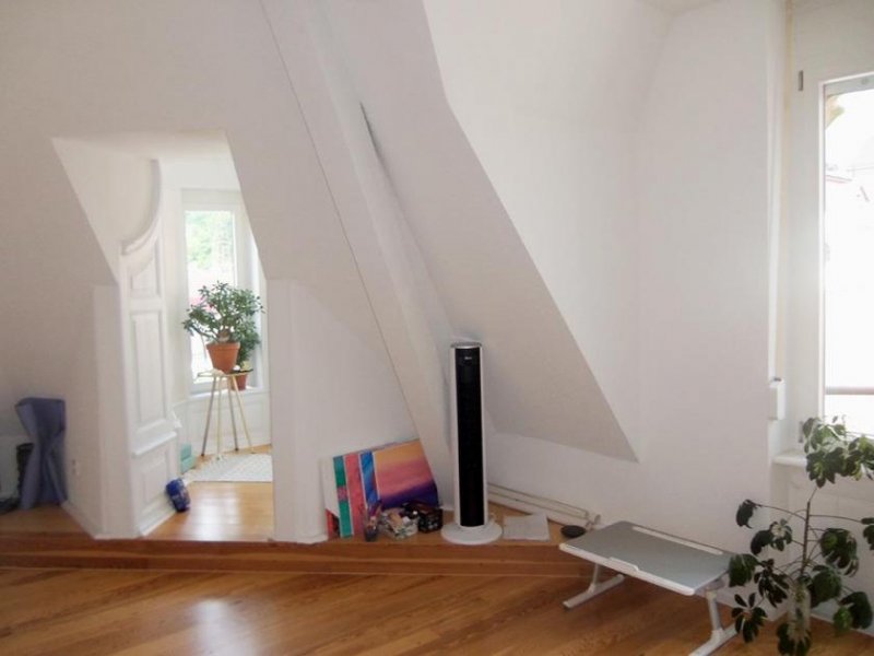 Baden-Baden Rapunzel wäre hier auch eingezogen Riesen 7 Zimmer Luxus Altbau Whg 160qm Stuckdecken Wohnung mieten