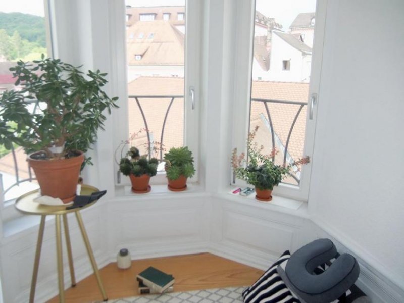 Baden-Baden Rapunzel wäre hier auch eingezogen Riesen 7 Zimmer Luxus Altbau Whg 160qm Stuckdecken Wohnung mieten