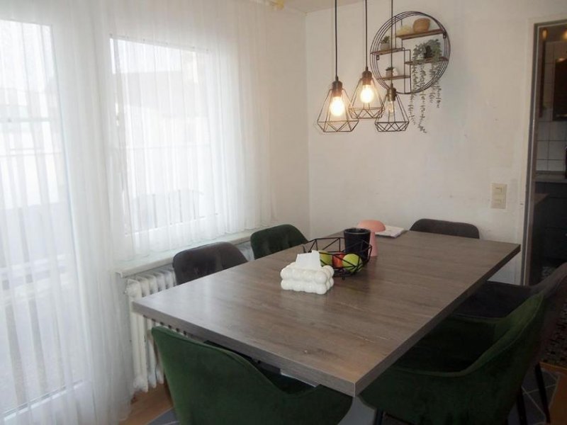 Baden-Baden Große 4,5 Zimmer Whg 110qm 2 Balkon+ Dachterrasse EBK Stellplatz Wohnung mieten