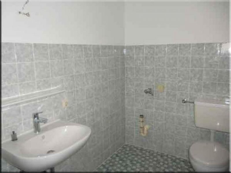 Baden-Baden Große 4,5 Zimmer Whg 110qm 2 Balkon+ Dachterrasse EBK Stellplatz Wohnung mieten