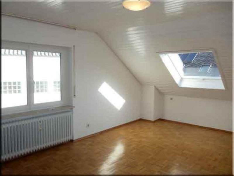 Baden-Baden Haustiere erlaubt Große moderne 3 Zimmer Wohnung mit EBK großen Sonnen Balkon auf 98qm Wohnung mieten