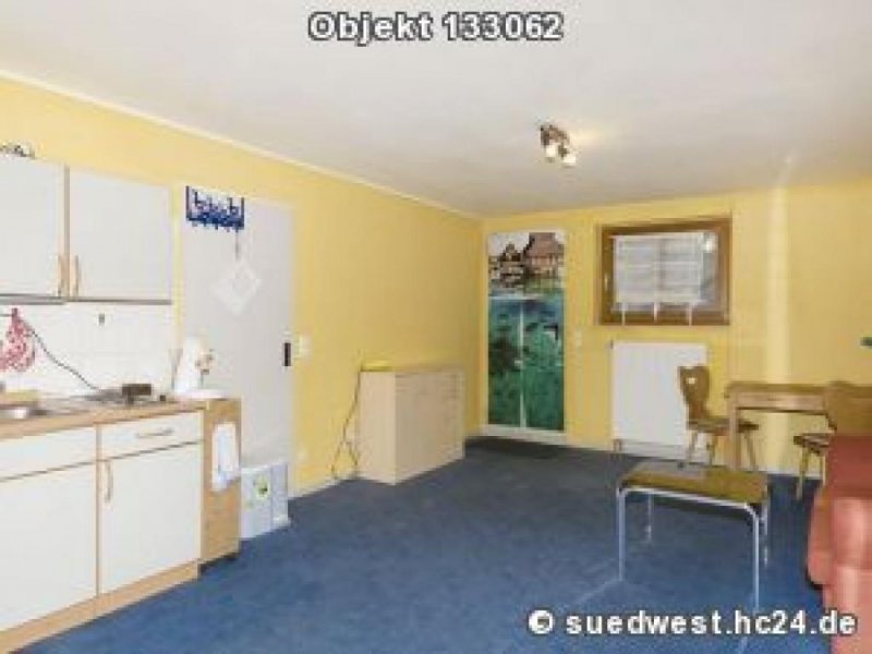 Baden-Baden Baden-Baden: Komplett möblierte Einliegerwohnung mit eigenem PKW-Stellplatz Wohnung mieten