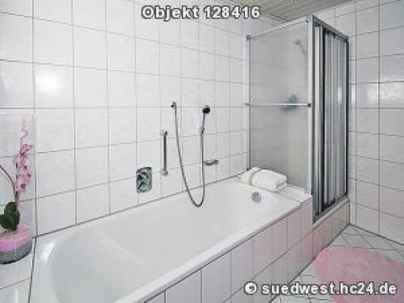 Ubstadt-Weiher Bad-Schoenborn: Hochwertig eingerichtete 2-Zimmer-Wohnung 20 km von Walldorf Wohnung mieten